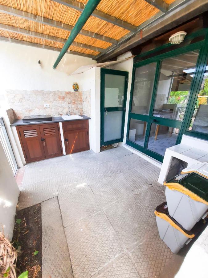 Residence Vulcano Cottage Exterior photo
